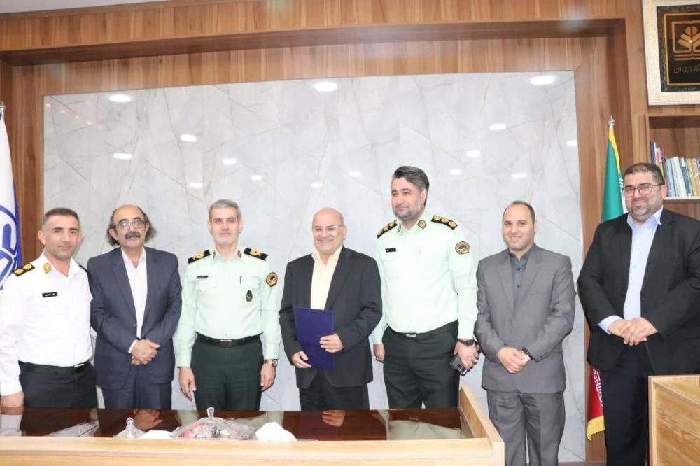 نشست مشترک فرماندهی‌کل انتظامی استان مازندران با سرپرست دانشگاه مازندران